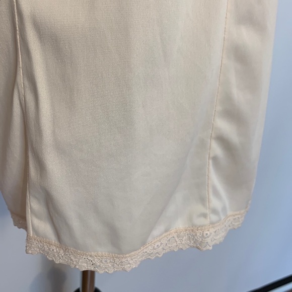 Wonder Maid Full Slip Dress Ivory Lacy Nylon Vintage 34 - Picture 5 of 10